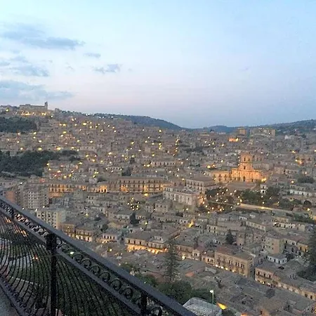 La Terrazza Dell'itria Bed and Breakfast Μόντικα